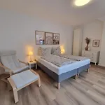 Διαμέρισμα Springer In Ot Grossziethen Div Fuer Bis Zu 6 Personen Schönefeld