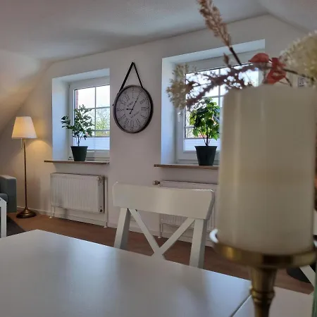 Springer In Ot Grossziethen Div Fuer Bis Zu 6 Personen Apartman Schönefeld