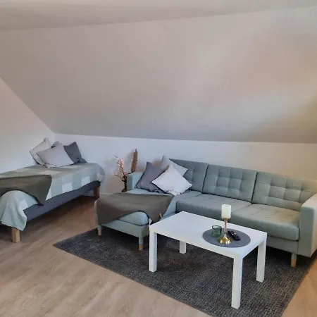 Springer In Ot Grossziethen Div Fuer Bis Zu 6 Personen Apartman Schönefeld