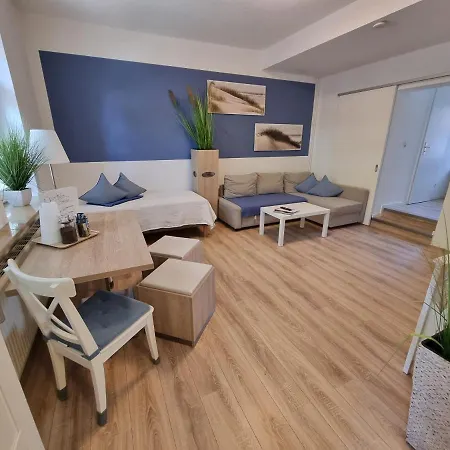 Apartman Springer In Ot Grossziethen Div Fuer Bis Zu 6 Personen Schönefeld