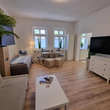 Springer In Ot Grossziethen Div Fuer Bis Zu 6 Personen Schönefeld