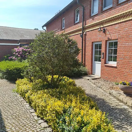 Springer In Ot Grossziethen Div Fuer Bis Zu 6 Personen * Schönefeld