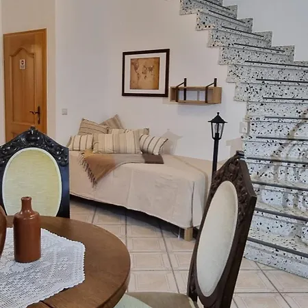 Springer In Ot Grossziethen Div Fuer Bis Zu 6 Personen * Schönefeld